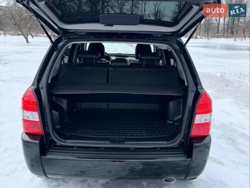 Внедорожник / Кроссовер Hyundai Tucson 2009 в Харькове фото 15 Внедорожник / Кроссовер Hyundai Tucson 2009 в Харькове