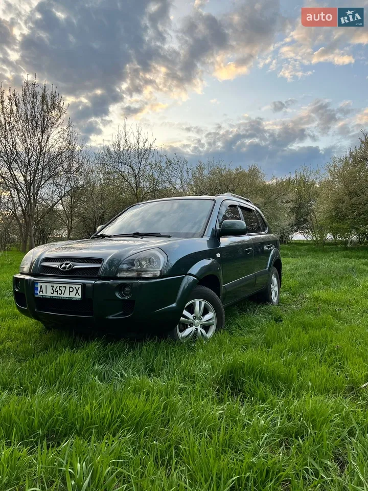 2010 Hyundai Tucson - мініатюра 9
