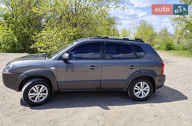 Позашляховик / Кросовер Hyundai Tucson 2009 в Кривому Розі