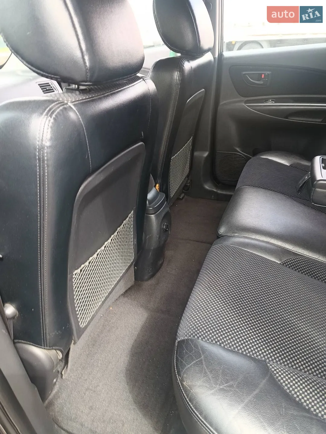 2010 Hyundai Tucson - мініатюра 17