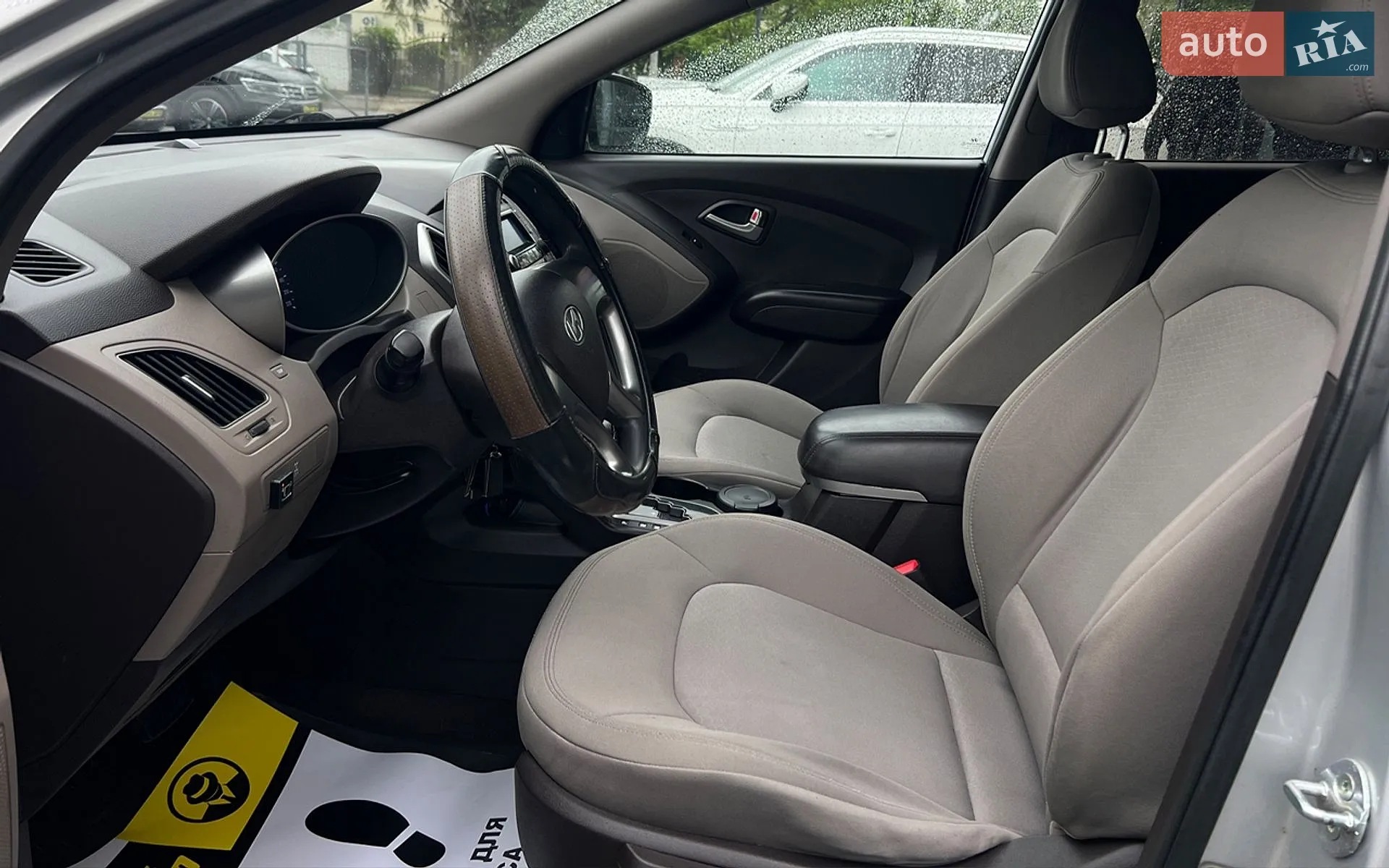 2010 Hyundai Tucson - мініатюра 9