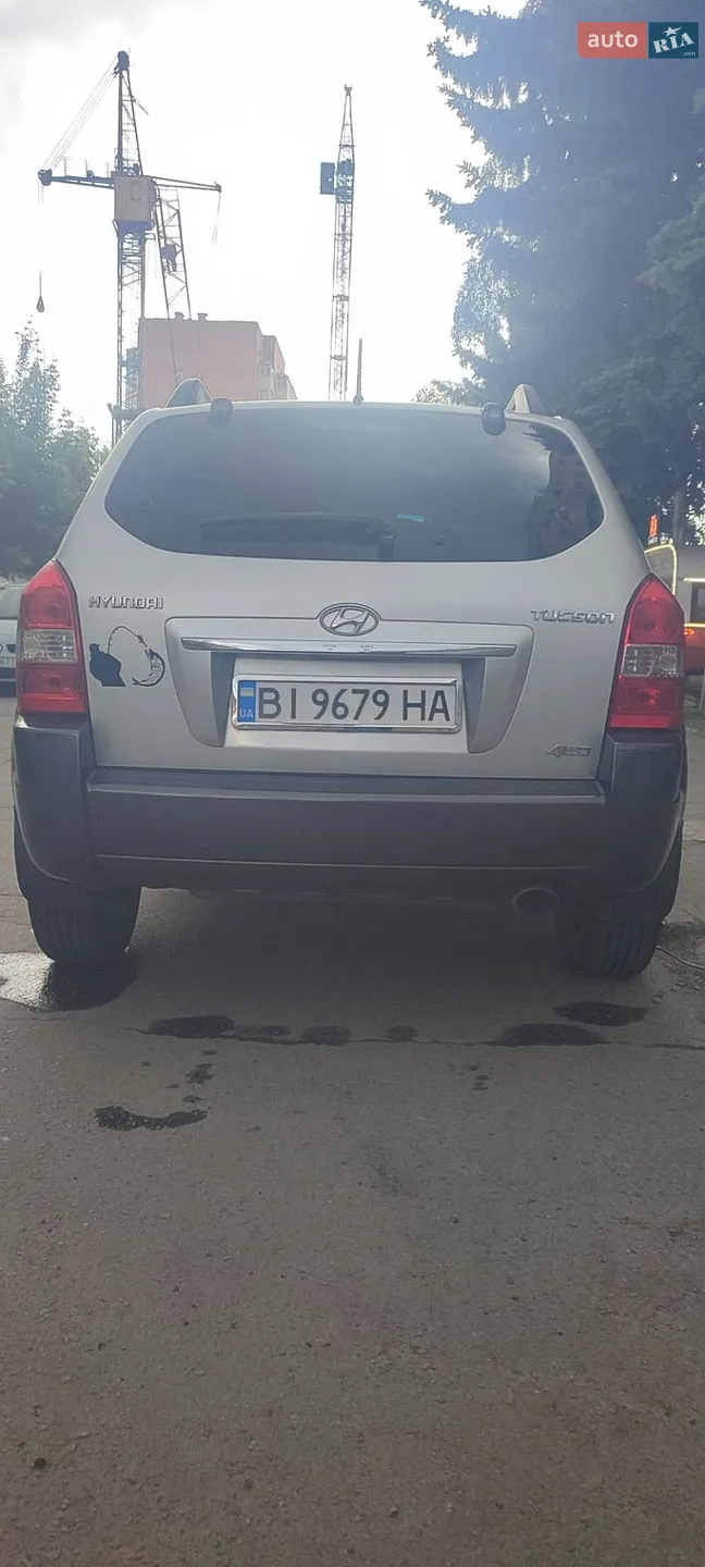 2010 Hyundai Tucson - фото 1