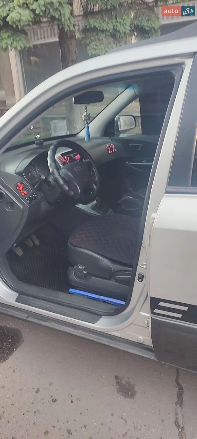 2010 Hyundai Tucson - мініатюра 8