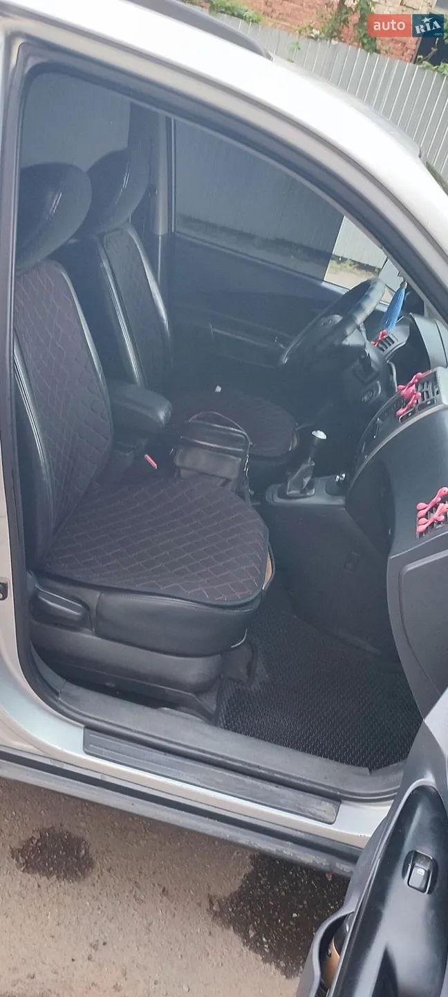 2010 Hyundai Tucson - мініатюра 15