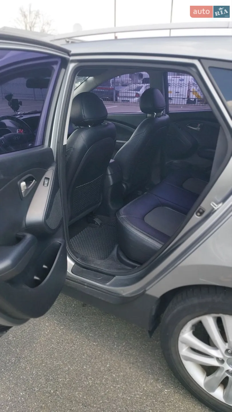 2010 Hyundai Tucson - мініатюра 6