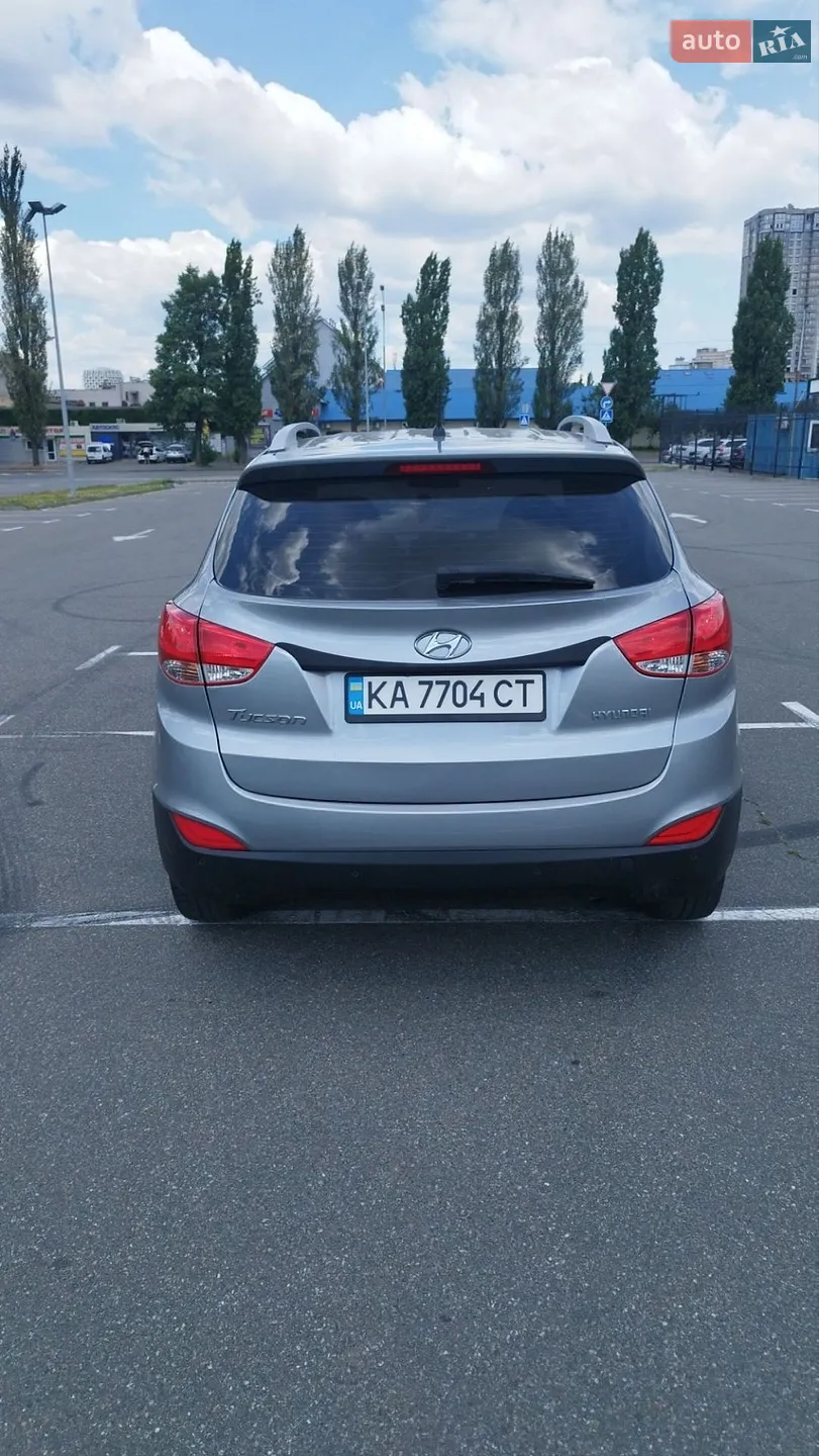 2010 Hyundai Tucson - мініатюра 2
