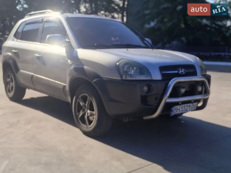 Hyundai Tucson 2006 VIN KMHJN81VP7U524192 фото оголошення 3 з 45