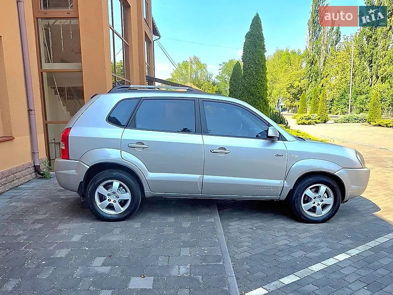 Hyundai Tucson 2005 VIN KMHJN81VP5U233596 фото оголошення 8 з 70
