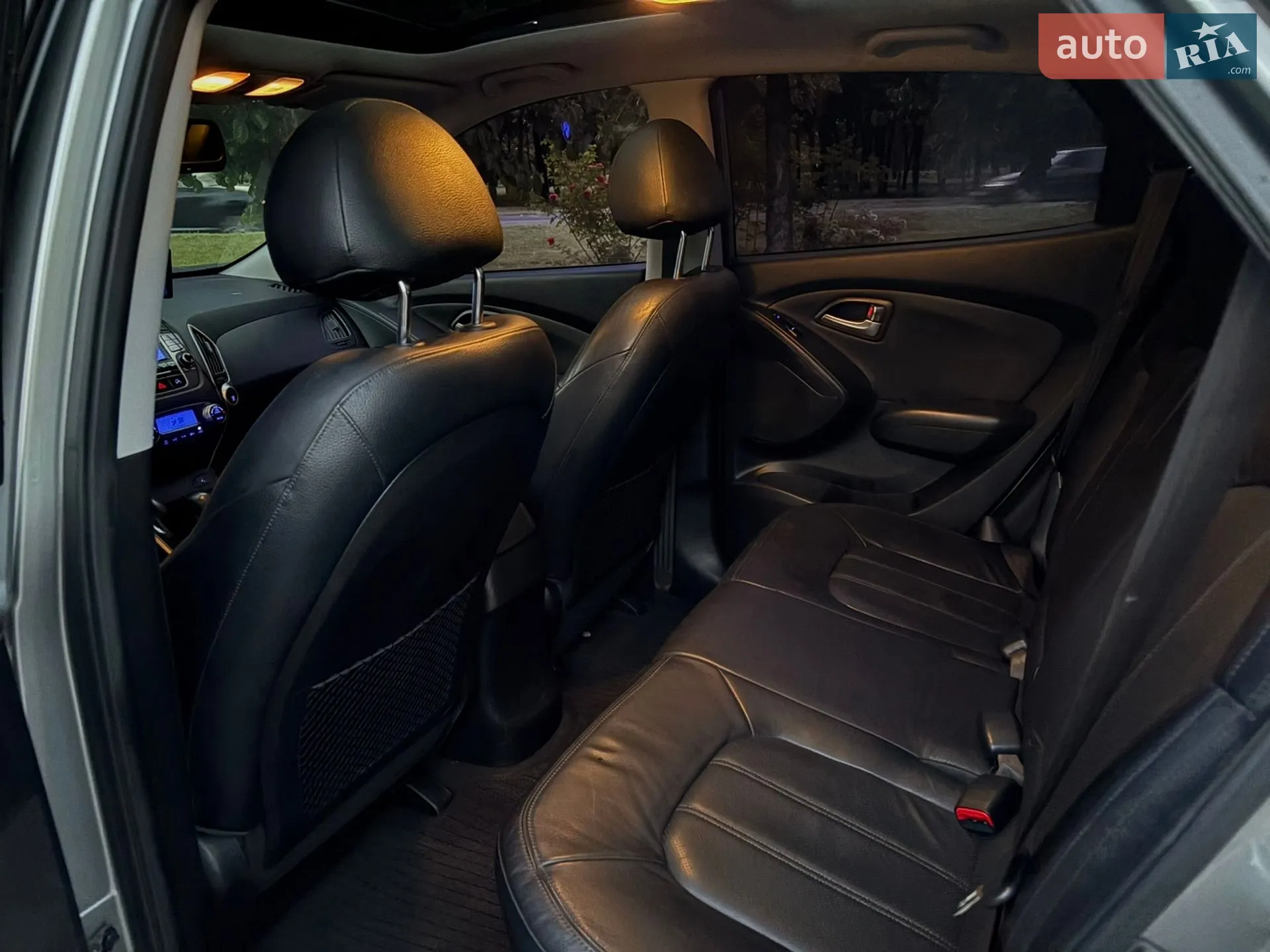 2010 Hyundai Tucson - мініатюра 9