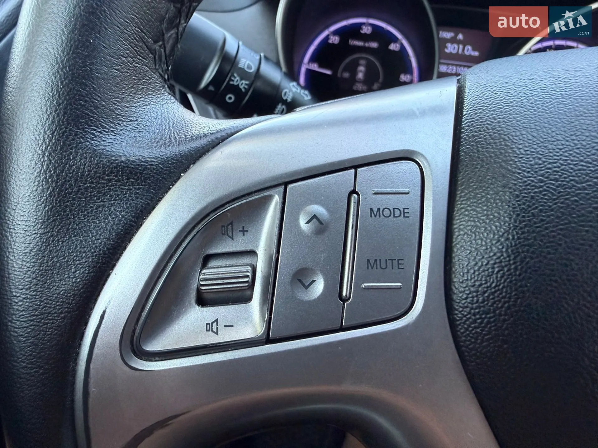 2010 Hyundai Tucson - мініатюра 81
