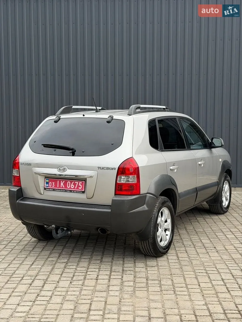 2010 Hyundai Tucson - мініатюра 3