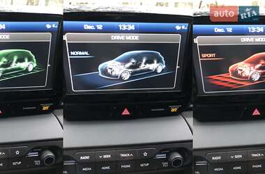 Хэтчбек Hyundai Veloster 2019 в Киеве