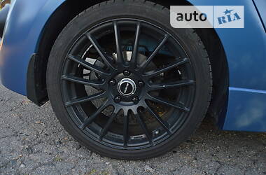 Хэтчбек Hyundai Veloster 2015 в 