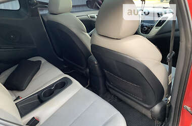 Хетчбек Hyundai Veloster 2012 в 