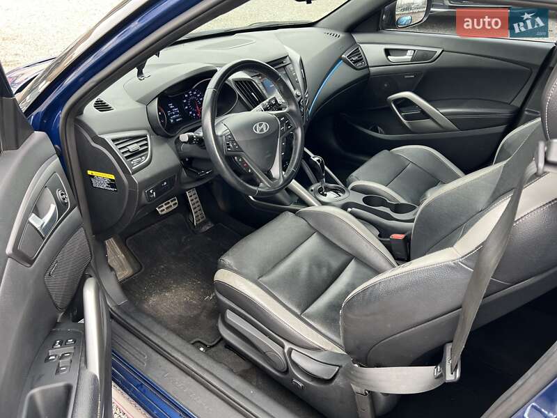 Хэтчбек Hyundai Veloster 2015 в Киеве