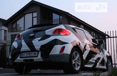 Хэтчбек Hyundai Veloster 2011 в Кременчуге