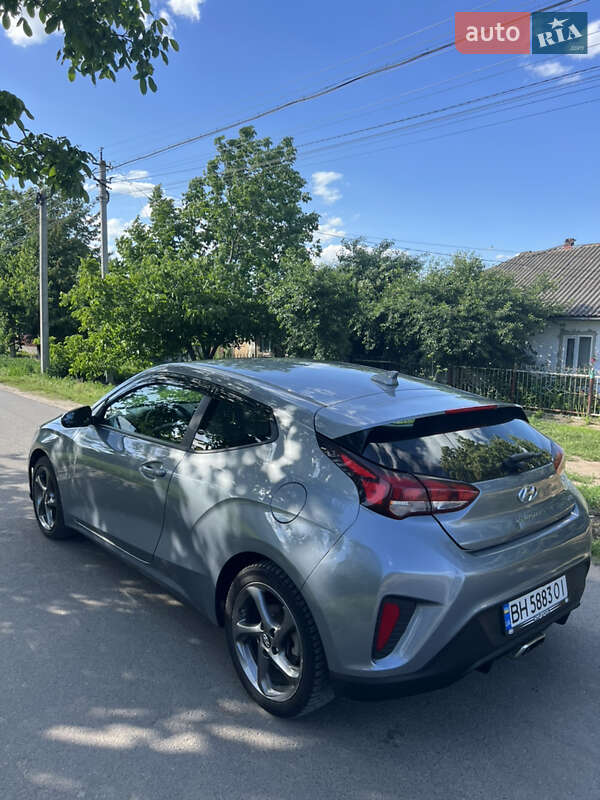 Хэтчбек Hyundai Veloster 2018 в Балте
