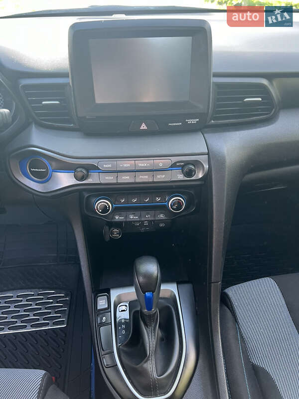 Хэтчбек Hyundai Veloster 2018 в Балте