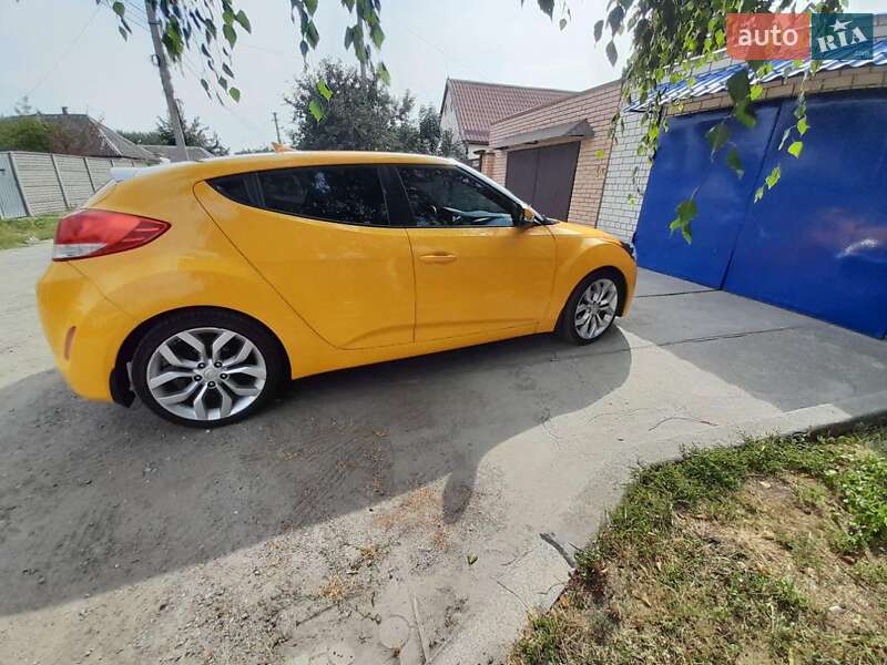 Хэтчбек Hyundai Veloster 2012 в Днепре