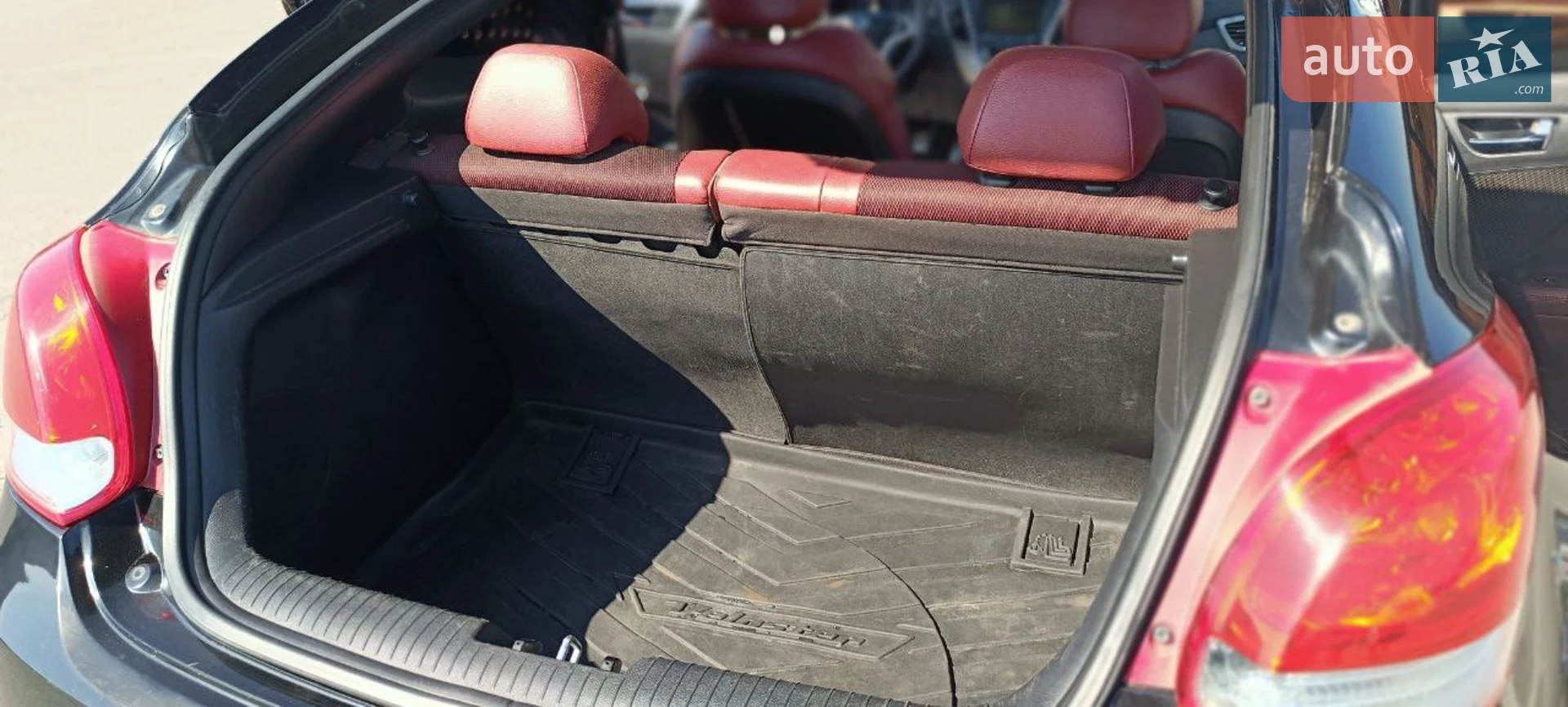 2012 Hyundai Veloster - мініатюра 3