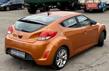 Хэтчбек Hyundai Veloster 2016 в Киеве