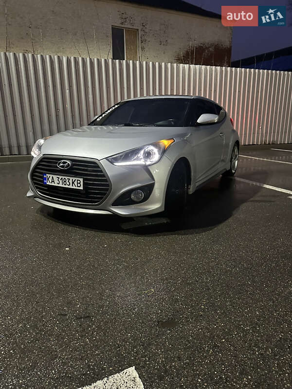 Хэтчбек Hyundai Veloster 2012 в 