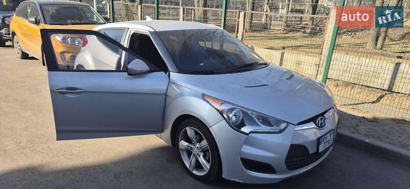 Хетчбек Hyundai Veloster 2014 в Києві