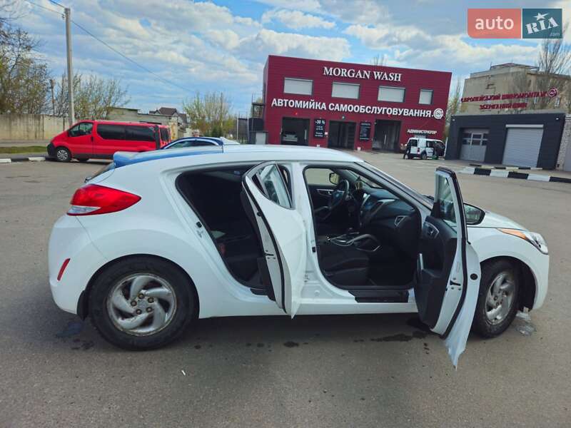 Хэтчбек Hyundai Veloster 2016 в Харькове