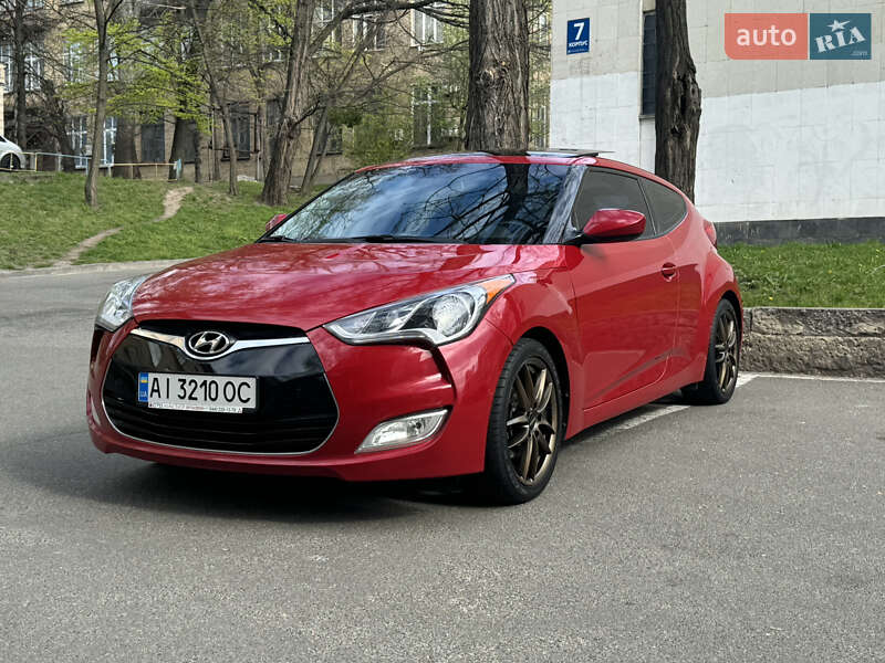 Хэтчбек Hyundai Veloster 2014 в Киеве фото 3 Хэтчбек Hyundai Veloster 2014 в Киеве