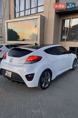 Хетчбек Hyundai Veloster 2013 в 