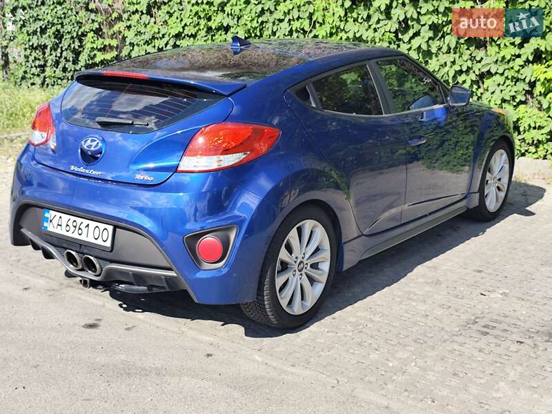 Хэтчбек Hyundai Veloster 2016 в Киеве фото 5 Хэтчбек Hyundai Veloster 2016 в Киеве