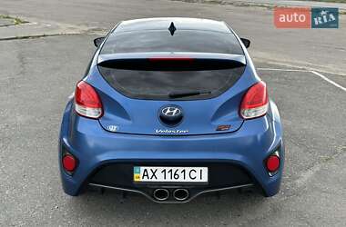 Хэтчбек Hyundai Veloster 2015 в 