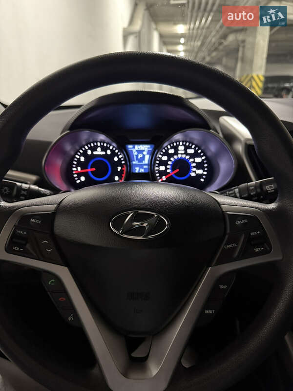 Хетчбек Hyundai Veloster 2016 в Києві