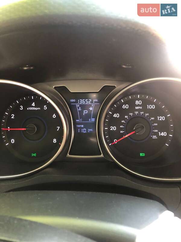 Хэтчбек Hyundai Veloster 2013 в Кривом Роге