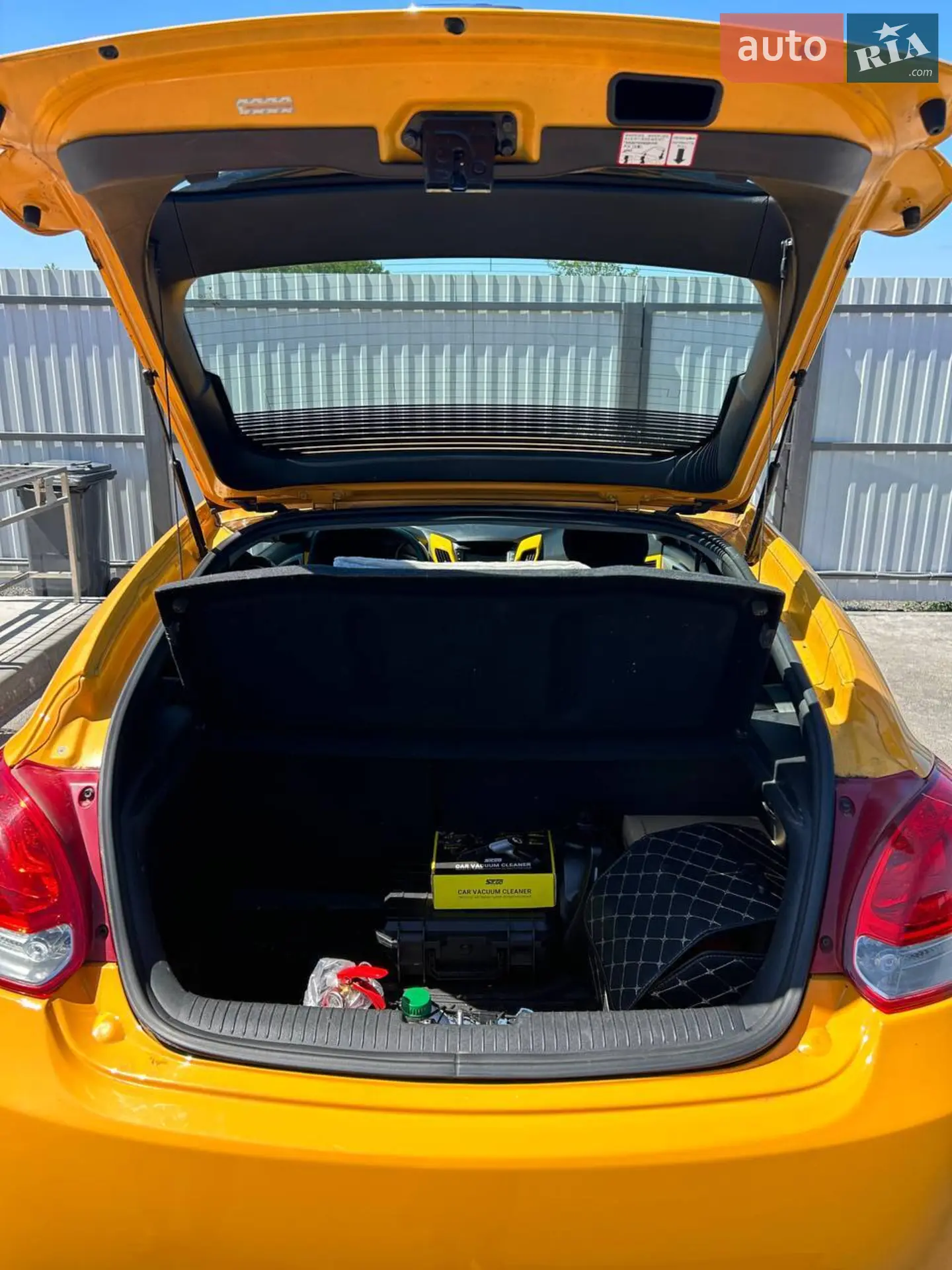2013 Hyundai Veloster - мініатюра 11