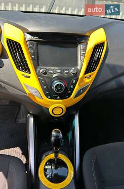 Хэтчбек Hyundai Veloster 2013 в Кривом Роге