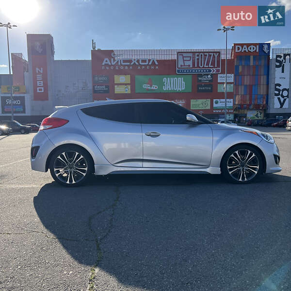Хэтчбек Hyundai Veloster 2016 в Харькове фото 6 Хэтчбек Hyundai Veloster 2016 в Харькове