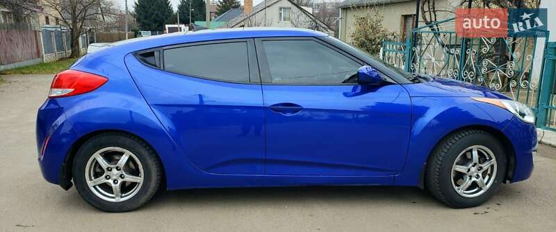Хетчбек Hyundai Veloster 2012 в Нововолинську фото 3 Хетчбек Hyundai Veloster 2012 в Нововолинську
