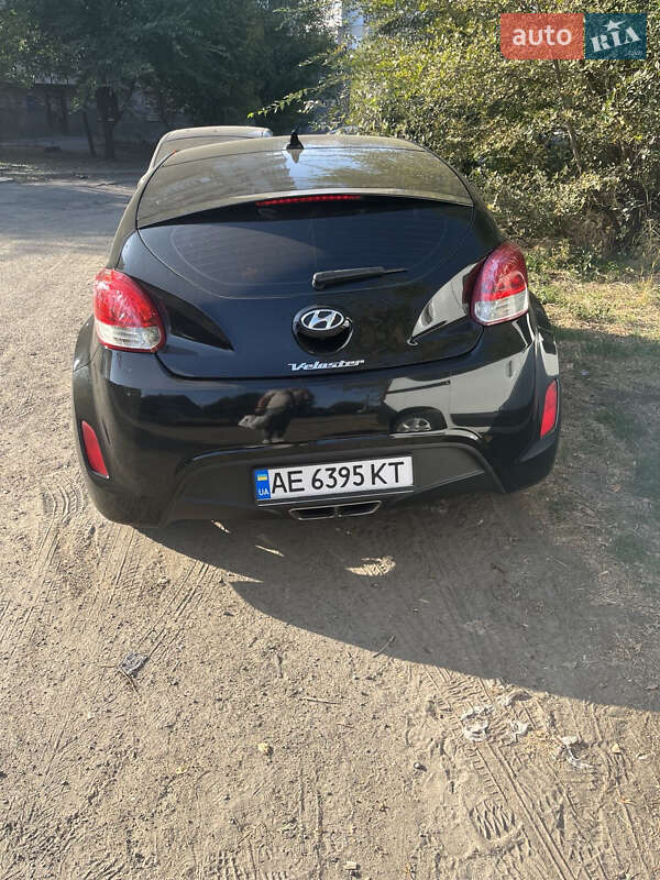 Хэтчбек Hyundai Veloster 2011 в Днепре фото 2 Хэтчбек Hyundai Veloster 2011 в Днепре