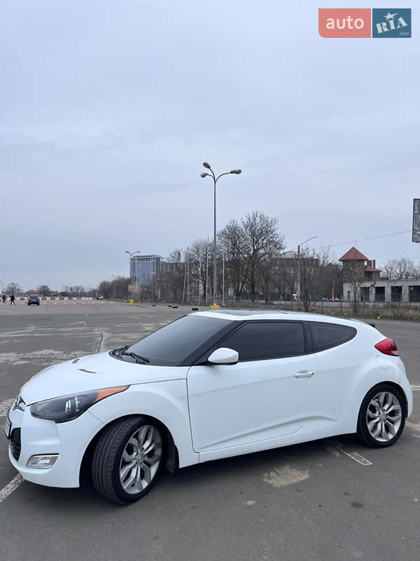 Хэтчбек Hyundai Veloster 2011 в Одессе фото 12 Хэтчбек Hyundai Veloster 2011 в Одессе