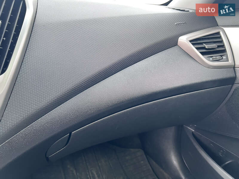 Хэтчбек Hyundai Veloster 2011 в Одессе фото 37 Хэтчбек Hyundai Veloster 2011 в Одессе