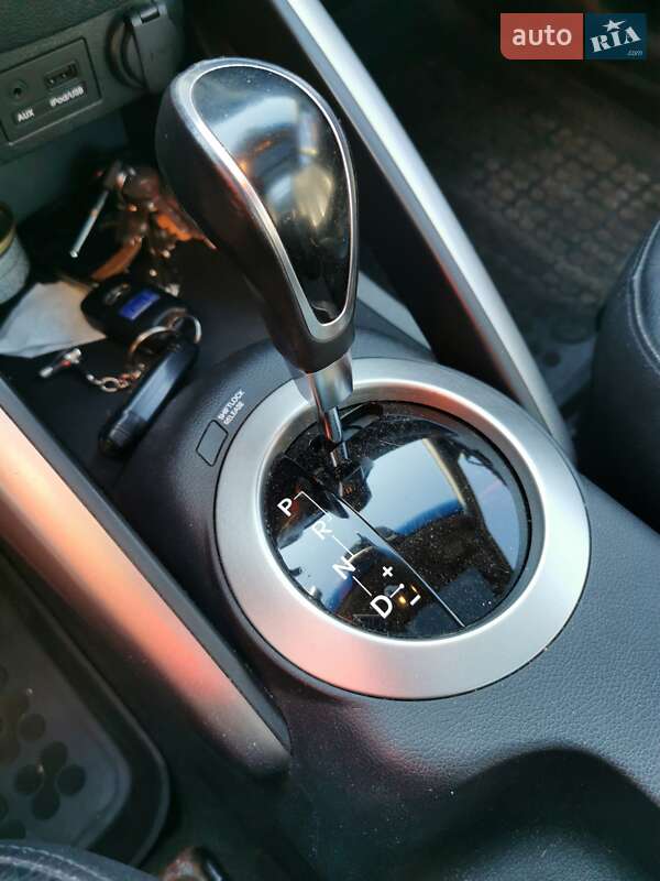 Хэтчбек Hyundai Veloster 2012 в Тараще