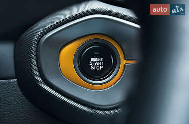 Хетчбек Hyundai Veloster 2019 в  фото 41 Хетчбек Hyundai Veloster 2019 в