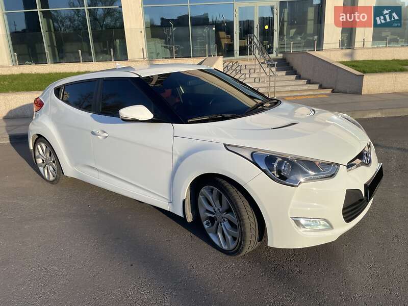 Хэтчбек Hyundai Veloster 2011 в Днепре