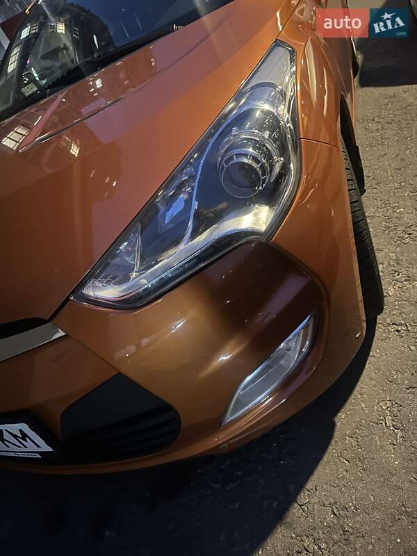 Хетчбек Hyundai Veloster 2013 в Києві