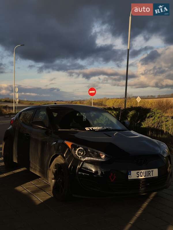 Хетчбек Hyundai Veloster 2015 в Полтаві фото 3 Хетчбек Hyundai Veloster 2015 в Полтаві