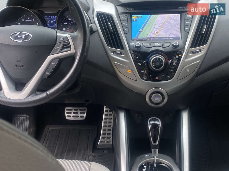 Хэтчбек Hyundai Veloster 2012 в Житомире