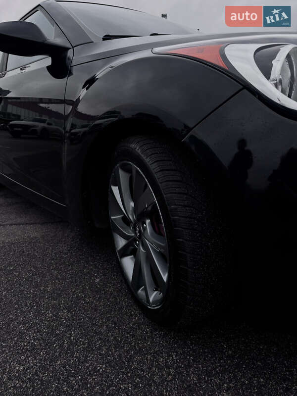 Хэтчбек Hyundai Veloster 2016 в Киеве фото 13 Хэтчбек Hyundai Veloster 2016 в Киеве
