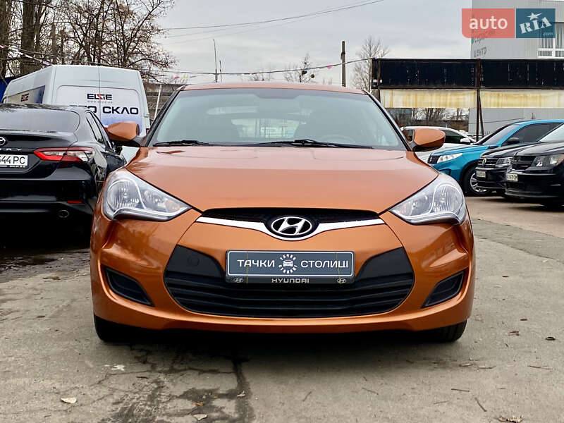 Хэтчбек Hyundai Veloster 2016 в Киеве фото 3 Хэтчбек Hyundai Veloster 2016 в Киеве