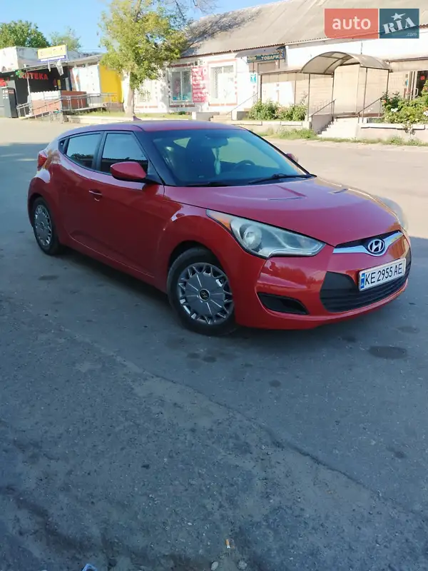 Hyundai Veloster 2011